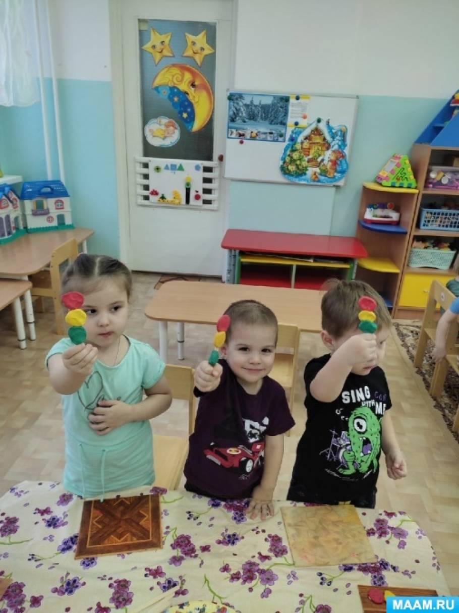 Смотреть фотографию №2 Фото №2 Познакомить детей со светофором