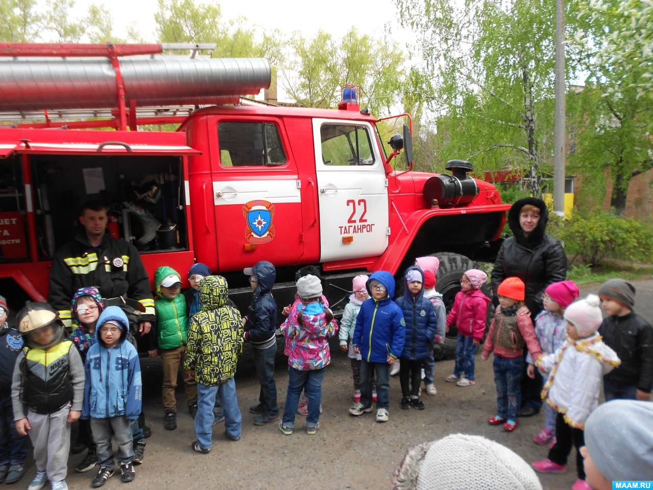 Фотоотчет о ряде мероприятий по пожарной безопасности «Осторожно! Огонь!» в детском саду для детей с нарушением зрения