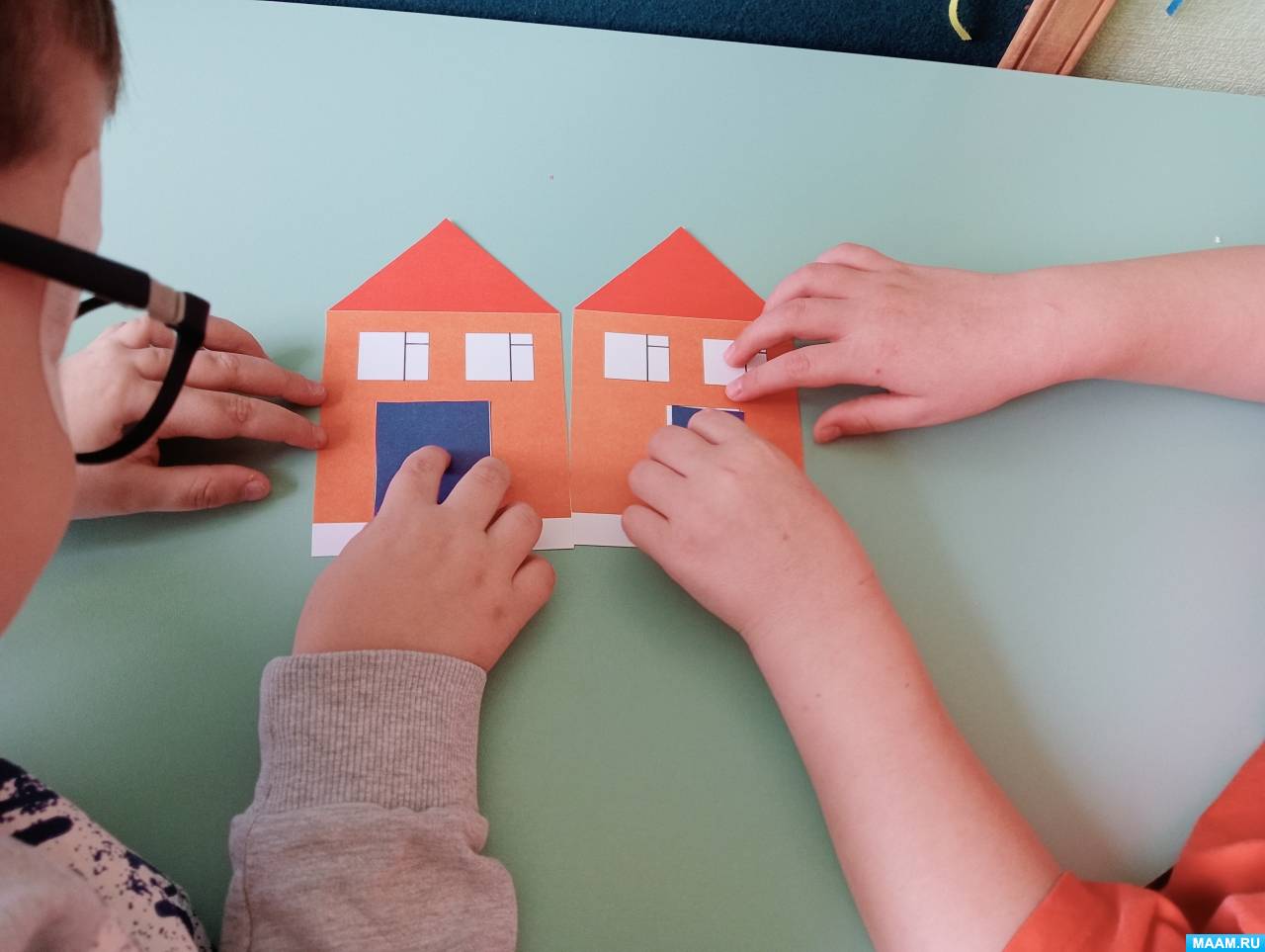 Сенсорные игры. Воспитателям детских садов, школьным учителям и ...