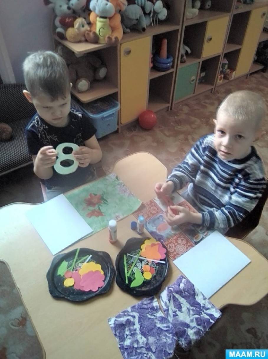 Аппликация «Подарок для бабушки» второй младшей группы (9 фото ...