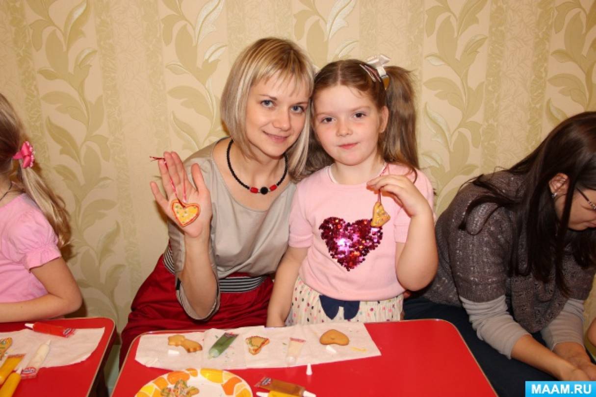 Мастер-класс для воспитанников и родителей «Вкусная елочка» Фото Мастер-класс для воспитанников и родителей «Вкусная елочка»