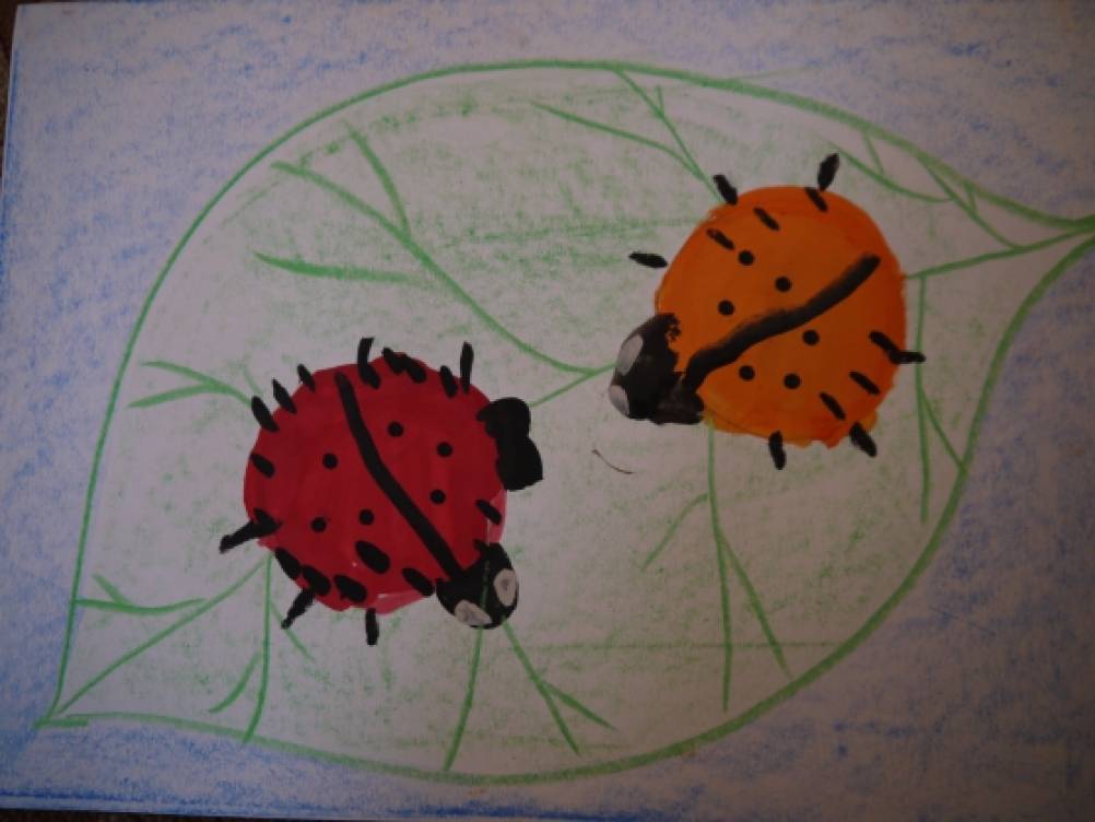 Рисование божья коровка вторая младшая. Рисование насекомые средняя группа. Рисование в средней группе на тему насекомые. Рисование насекомые в млд гр. Рисование насекомые в подготовительной группе.
