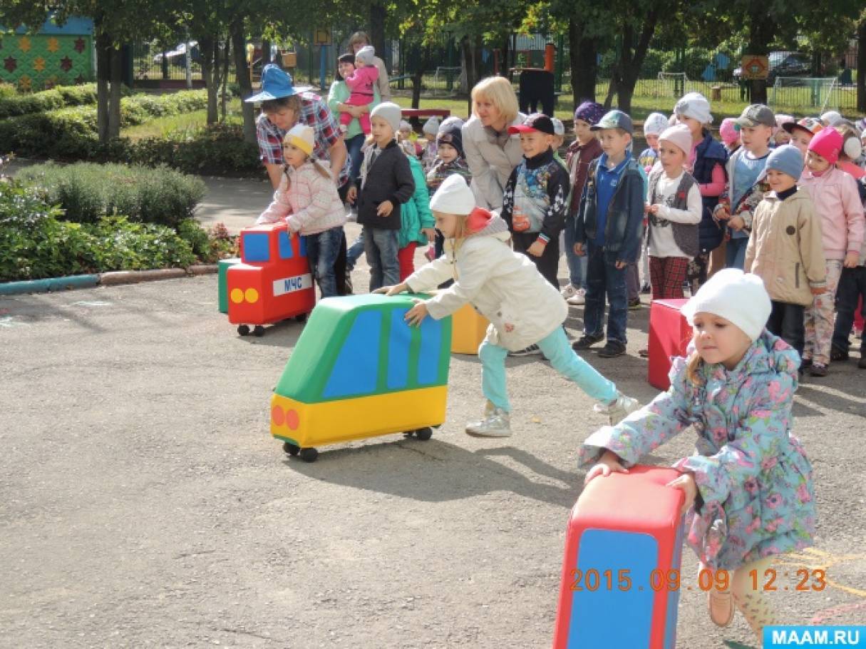 Смотреть фотографию №4 Фото №4 Нередко ребенок недооценивает реальной опасности грозящей ему на дороге отчего и относится к правилам дорожного движения без должного уважения