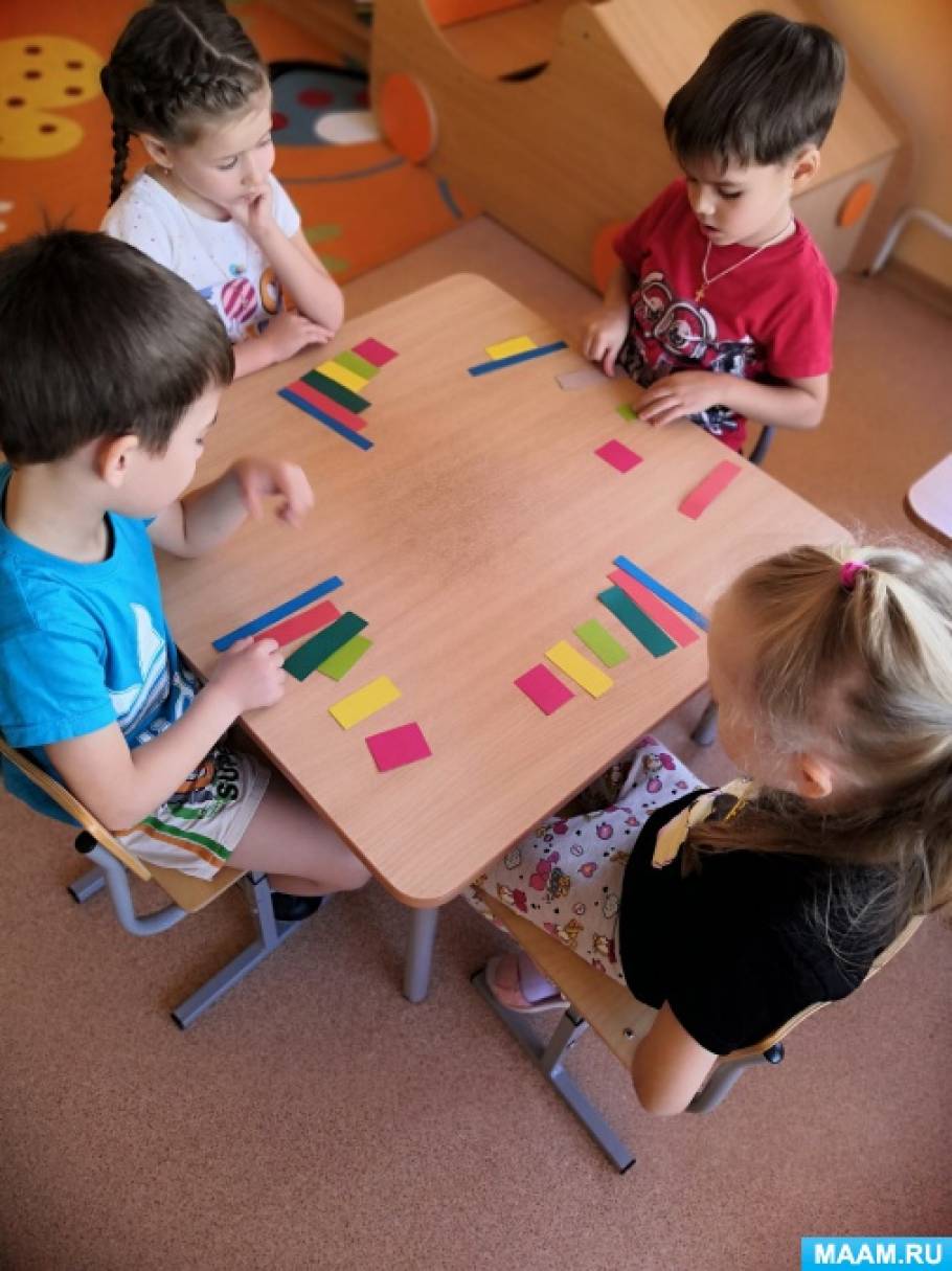 Геймер за компьютером. Игровая активизация. Активные игры для детей. Хобби компьютерные игры. Компьютерные игры.