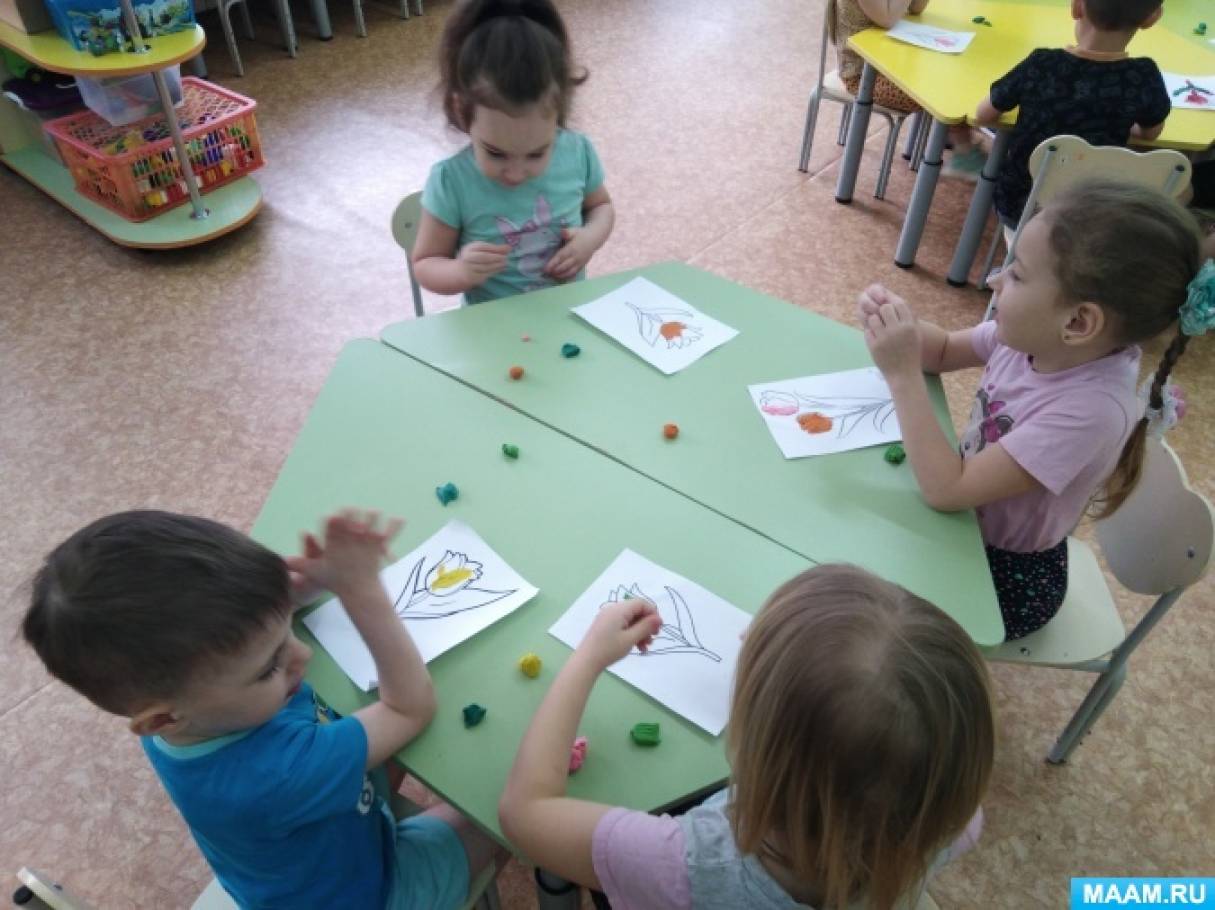 коллективная работа к 8 марта в доу