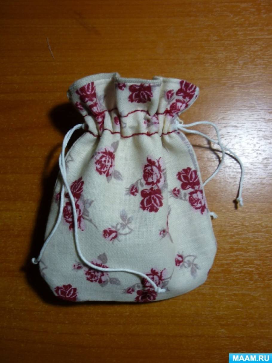 Кукольный амулет из подорожника