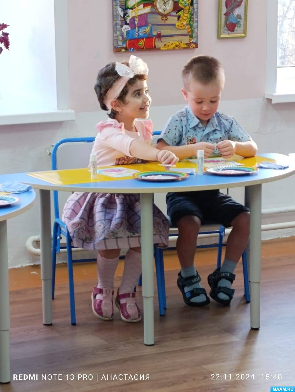 Смотреть фотографию №4 Фото №4 А накануне праздника ноября воспитанники и педагоги средней группы пригласили самых родных и дорогих гостей своих мам на открытое занятие посвященное этой торжественной дате