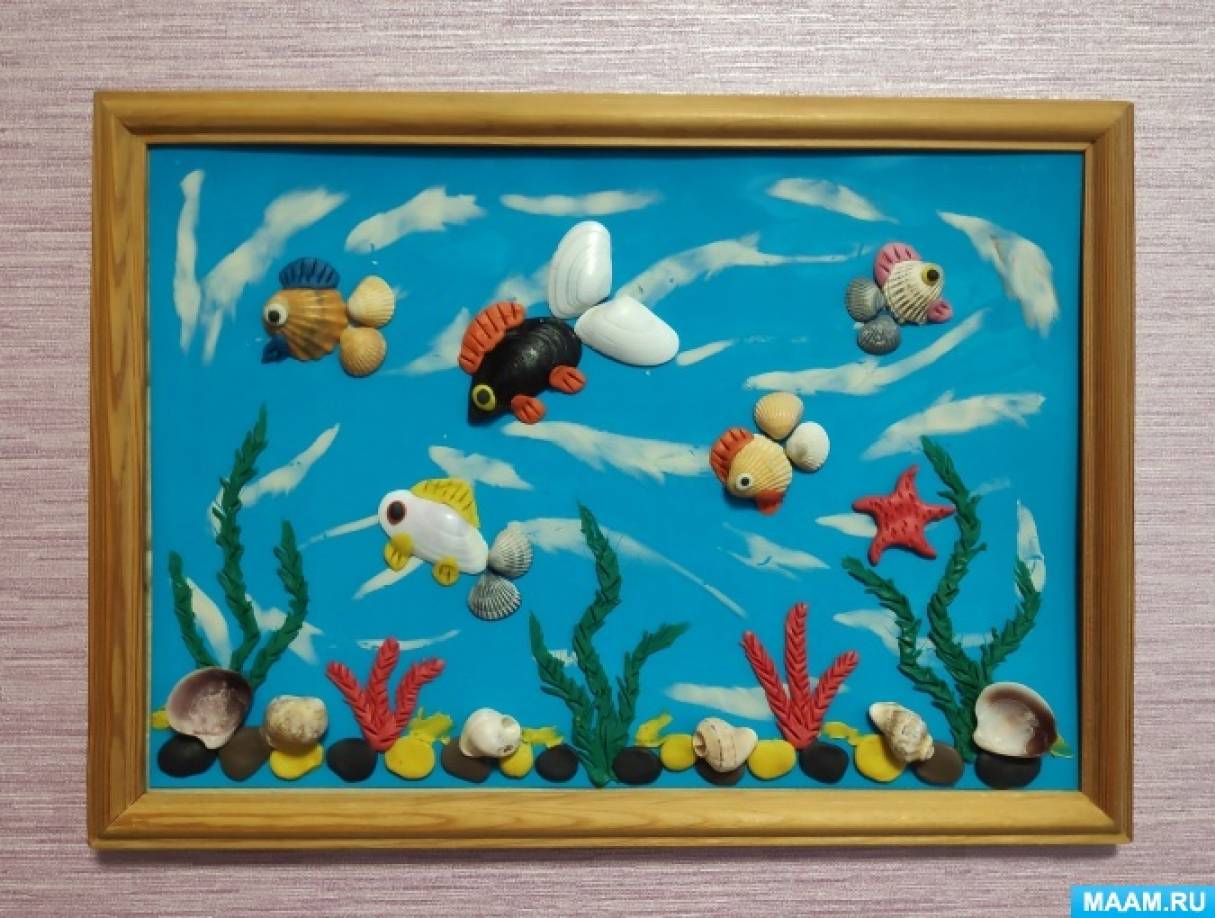 Мастер-класс по изготовлению настенного панно из морских ракушек и пластилина «Морские глубины» ко Дню ракушек на МAAM