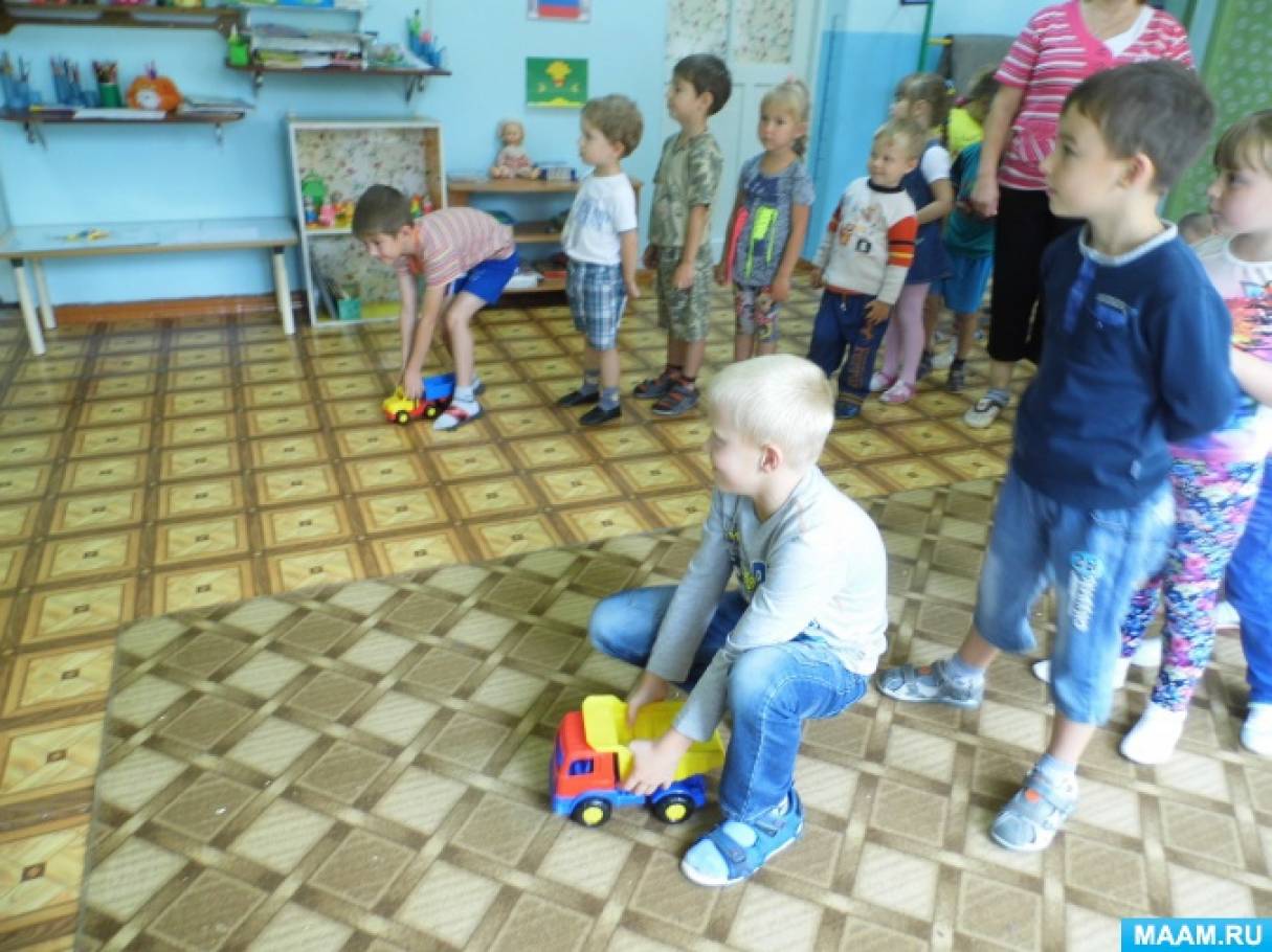 Смотреть фотографию №4 Фото №4 Мама Татьяна Сергеевна и папа Александр Вячеславович часто приходят к нам на час игры