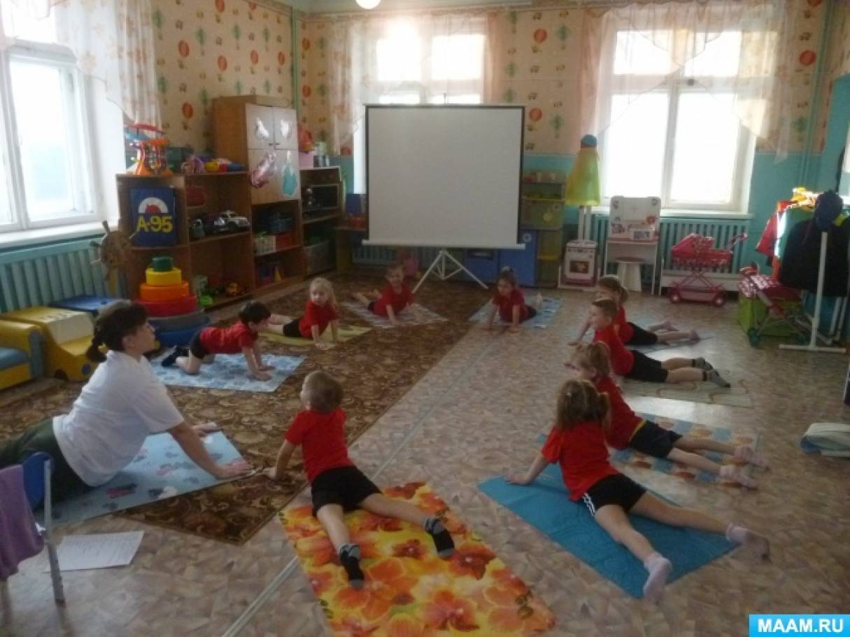 Беби йога для малышей