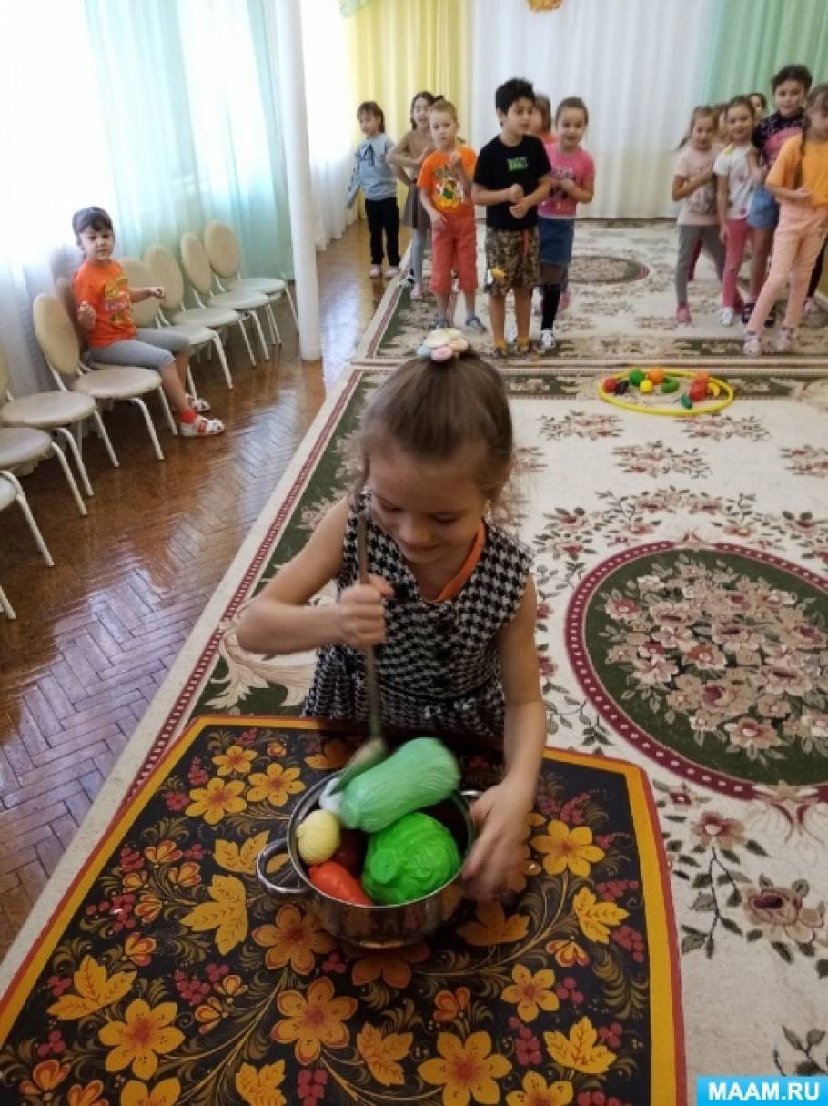 спортивные праздники в доу. день отца в детском саду с папами. дети с родителями в саду. конкурсы для пап в детском саду. спортивный праздник с папами.