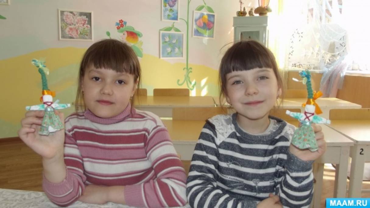 Смотреть фотографию №4 Фото №4 Много цвету вешнего у земли у земли