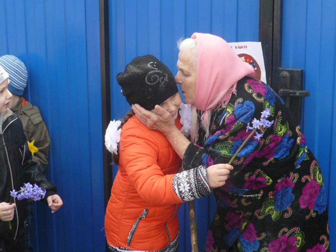 акция поздравление ветеранов на дому. Смотреть фото акция поздравление ветеранов на дому. Смотреть картинку акция поздравление ветеранов на дому. Картинка про акция поздравление ветеранов на дому. Фото акция поздравление ветеранов на дому