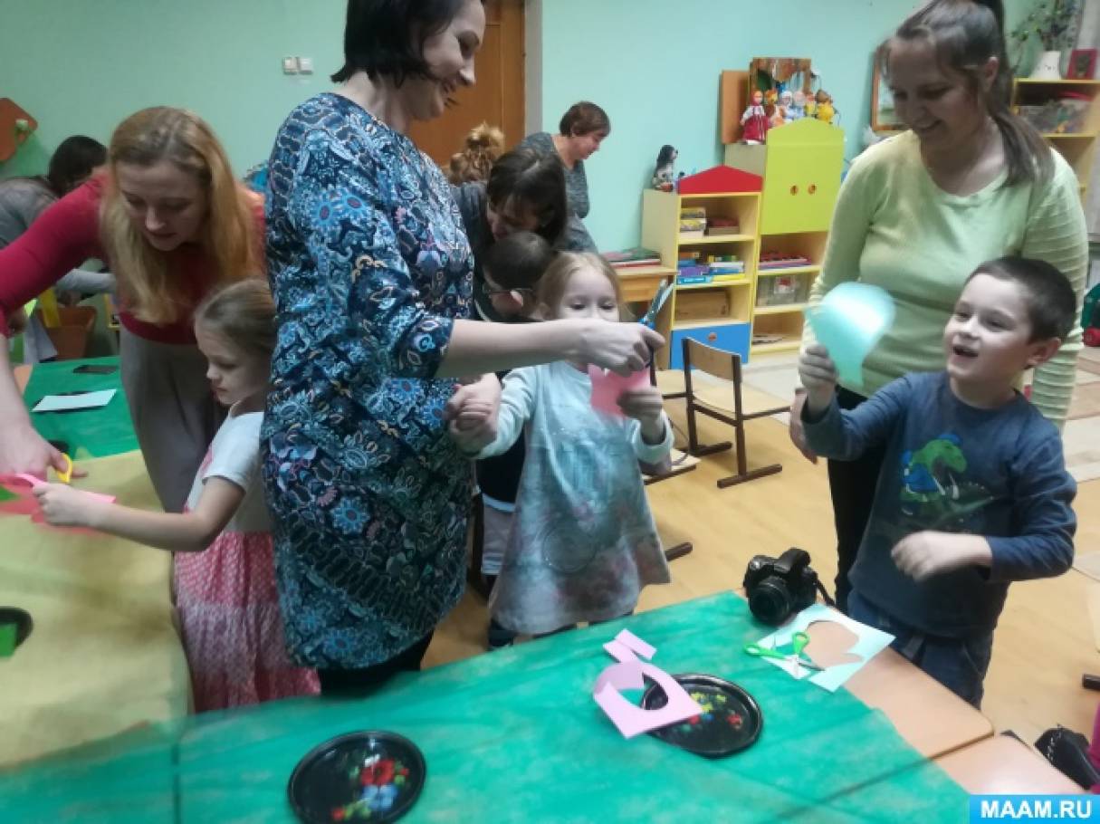 Сценарий развлечения «День матери» Фото Сценарий развлечения «День матери»