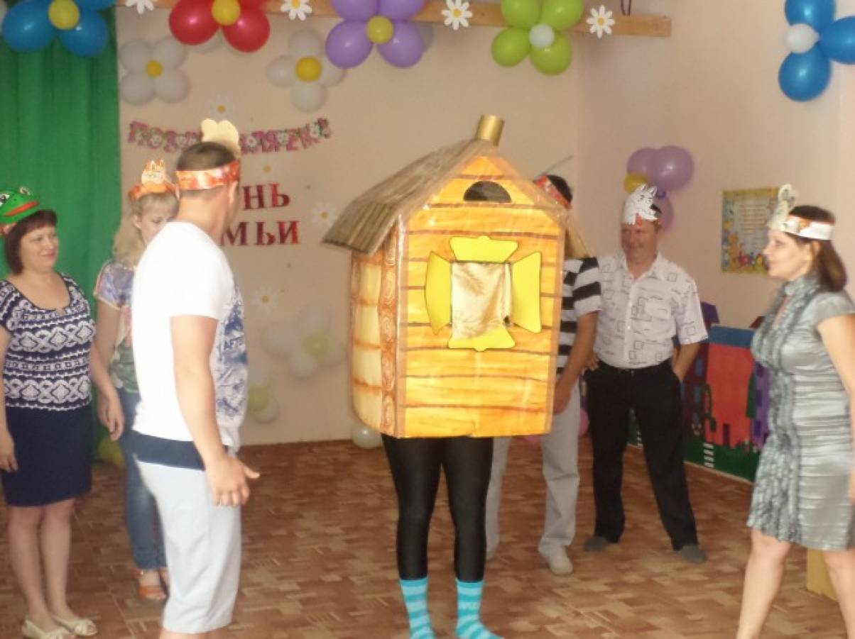 Сценка семья. Корней Чуковский конкурс. Юбилей сада. Чуковский конкурс в детском саду. День рождения Чуковского в детском саду