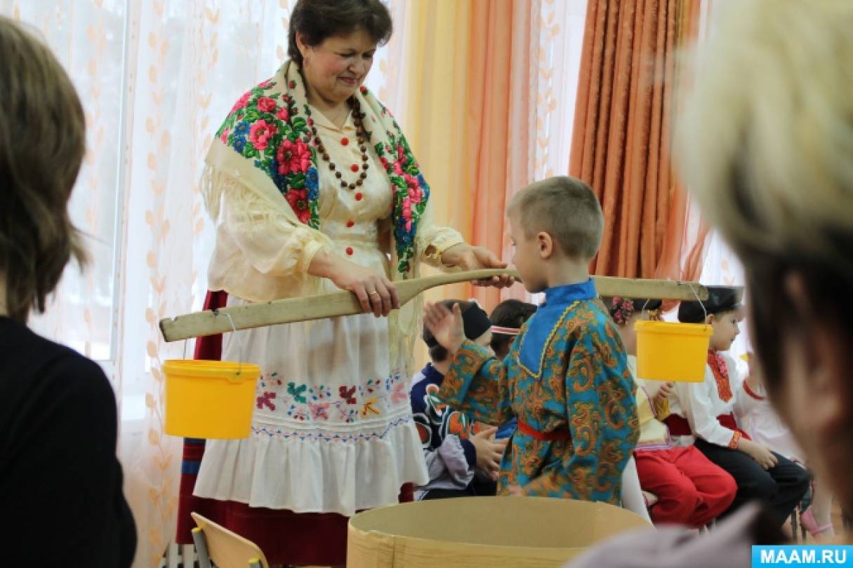Конспект НОД «В деревенской избе, в светлой горенке» с детьми старшей логопедической группы Фото Конспект НОД «В деревенской избе, в светлой горенке» с детьми старшей логопедической группы