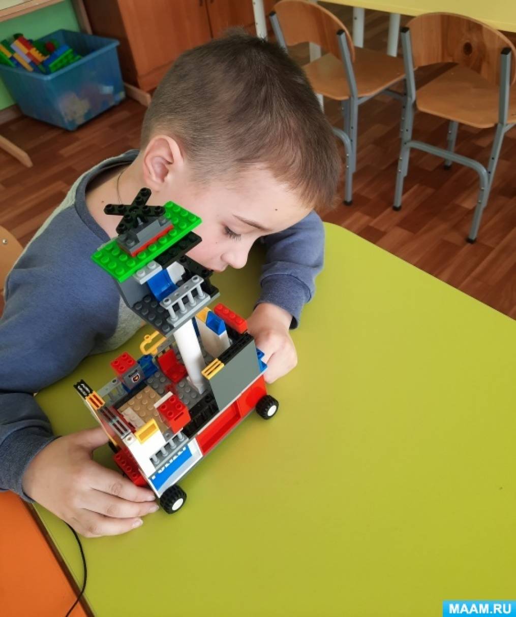 Консультация для воспитателей «Лего-конструирование в ДОУ»