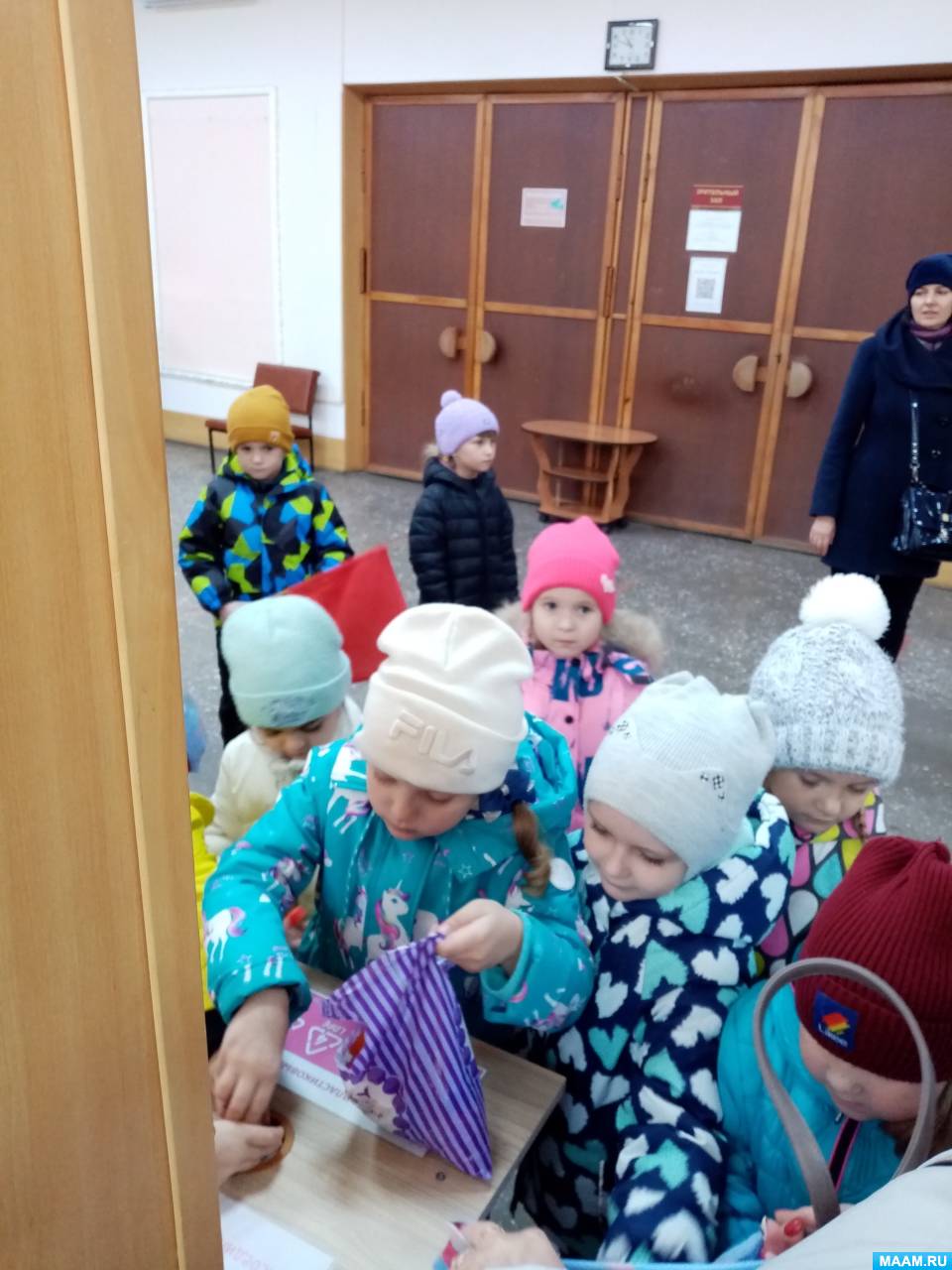 Смотреть фотографию №2 Фото №2 Сегодня мы с группой Весёлые ребята присоединились к акции Добрые крышечки и приняли активное участие
