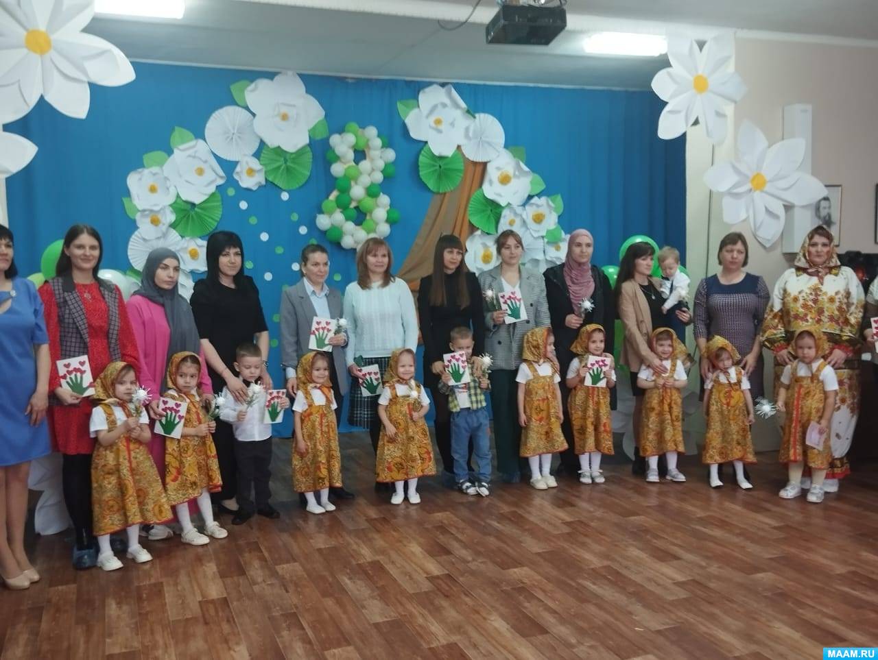 фея искусства на утреннике 8 марта