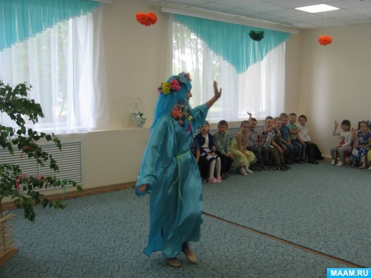 Фото №12 Одним из почетных гостей на празднике был настоятель храма Казанской иконы Божией Матери протоиерей Сергий Тишкин