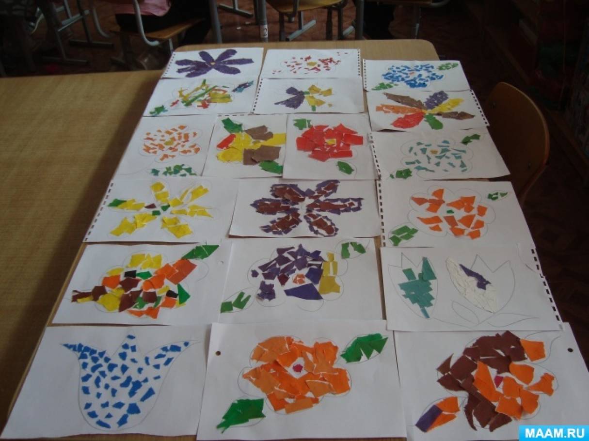 Аппликация «Цветы» в технике «мозаика» в подготовительной группе к Дню полевых цветов на МAAM