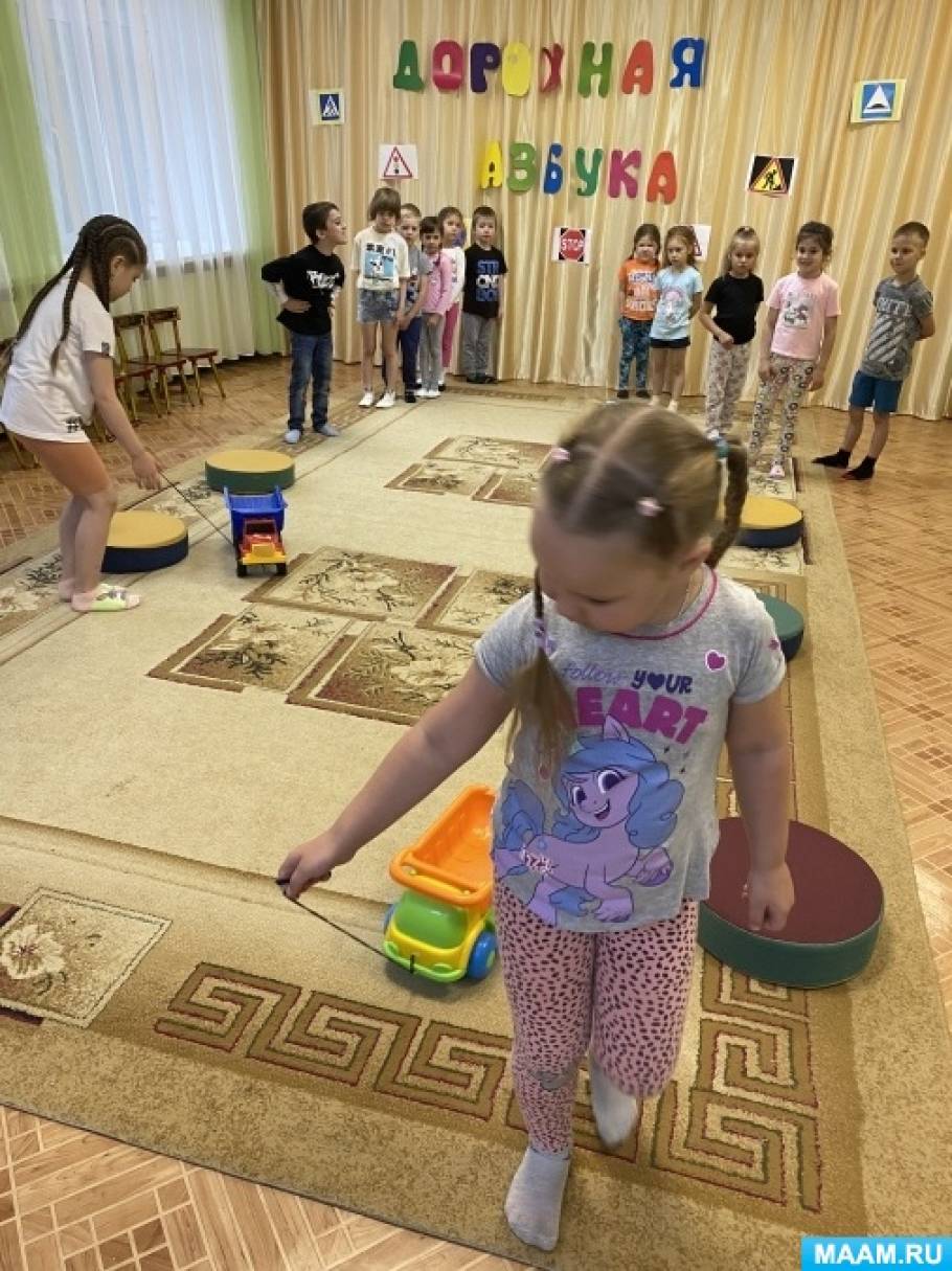 Смотреть фотографию №3 Фото №3 Важно уже с юных лет прививать детям культуру поведения на дороге чтобы они соблюдали правила дорожного движения