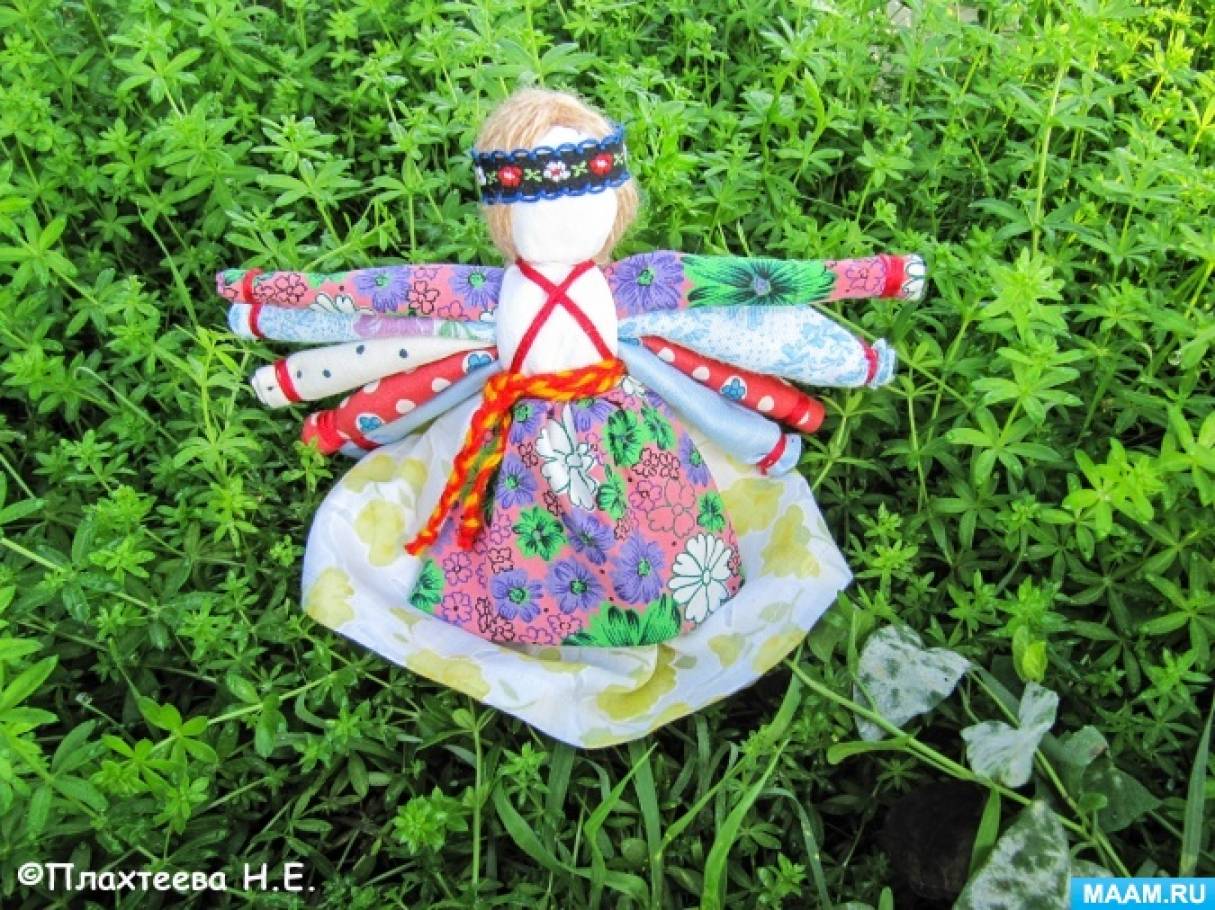 Мастер-класс народной куклы Десятиручка к празднику «Покров»
