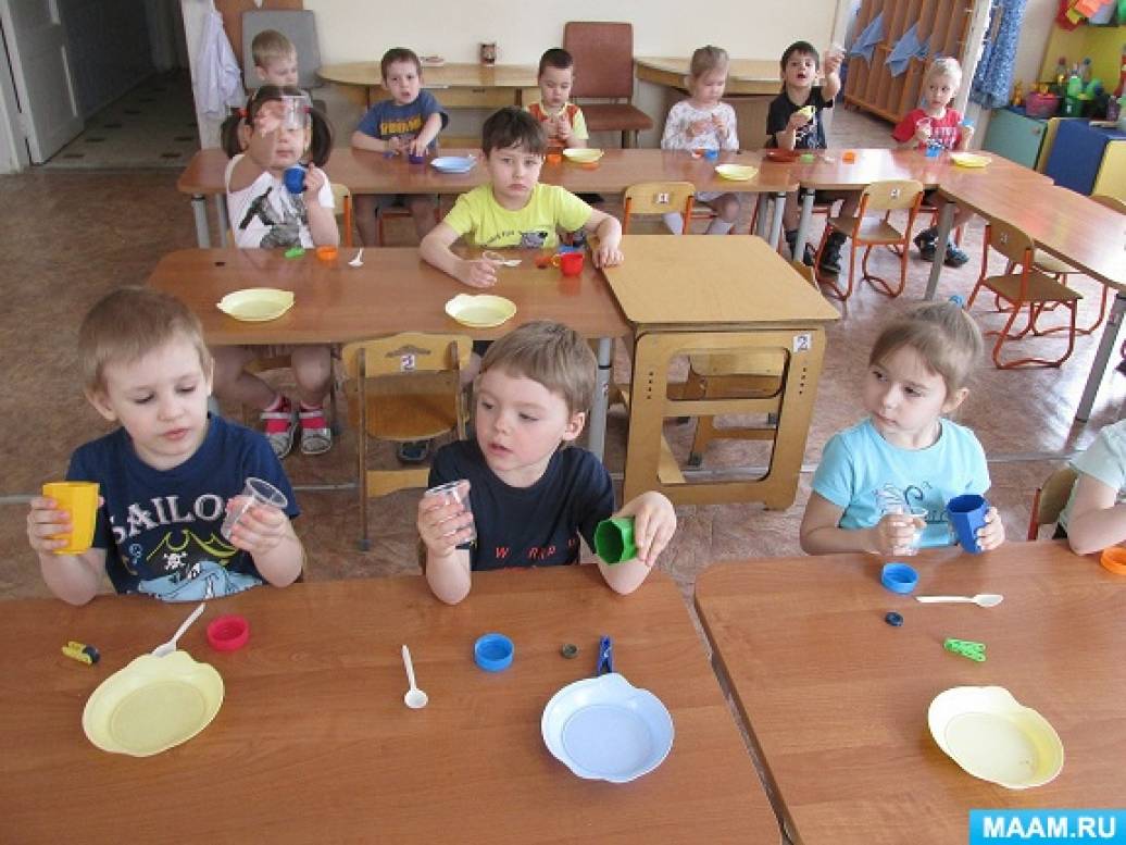Презентация для детей в мире пластмассы средняя группа