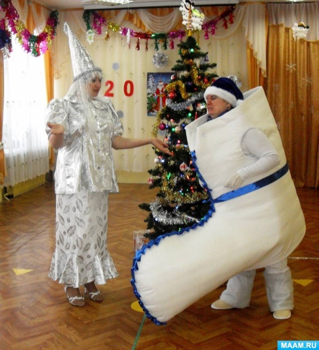 Новый Год Стучится Слушать Новый Год Стучится Слушать