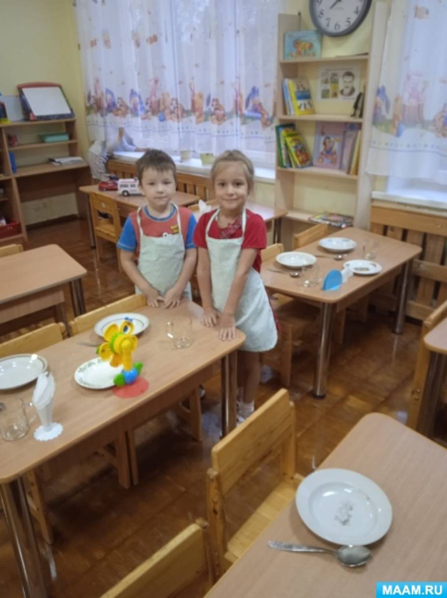 Организация дежурства в детском саду для детей старшего возраста Фото Организация дежурства в детском саду для детей старшего возраста