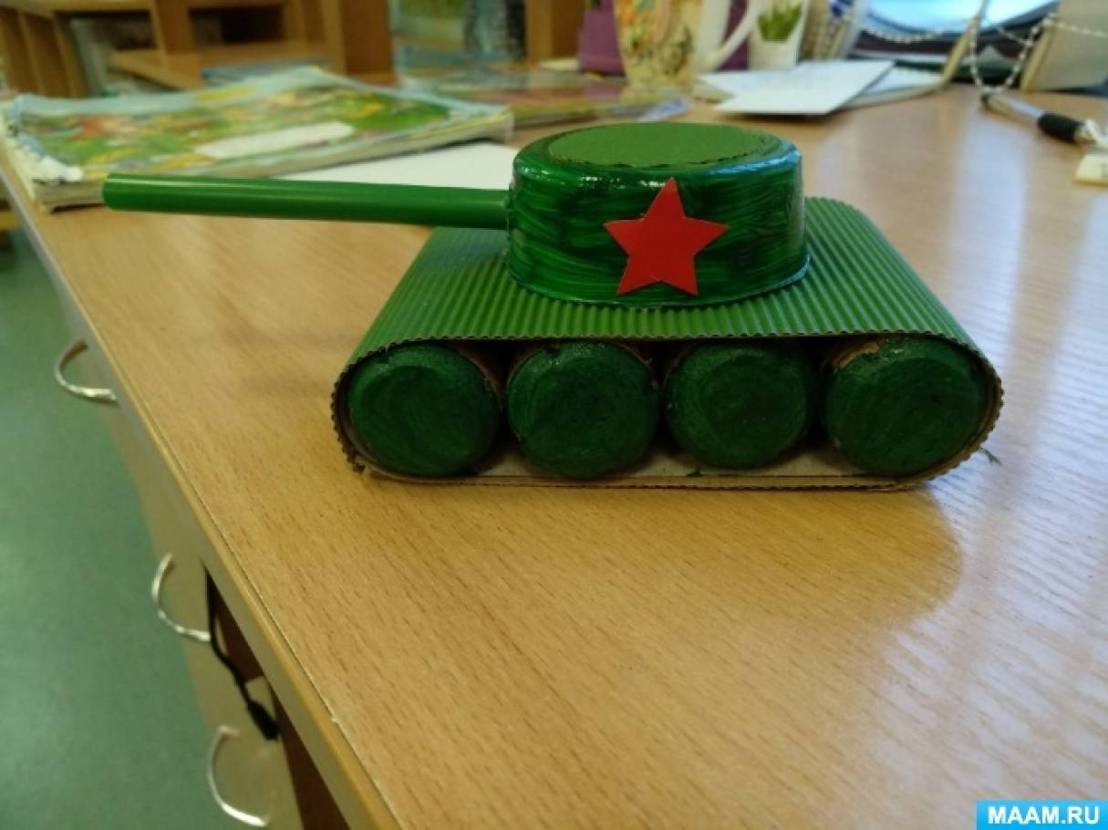 Поделка танк
