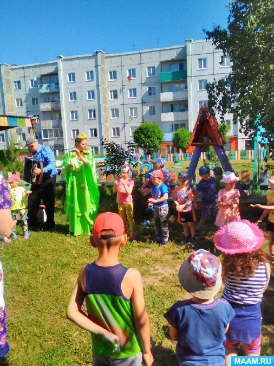 День русской березки в детском саду. Праздник Березки в детском саду средняя группа. Праздник березы в детском саду. Праздник Березки на улице в детском саду. Праздник русской Березки в детском саду фото.