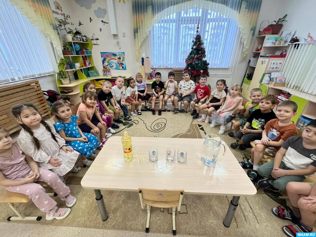 Опыт с подсолнечным маслом с дошкольниками. Фотоотчет