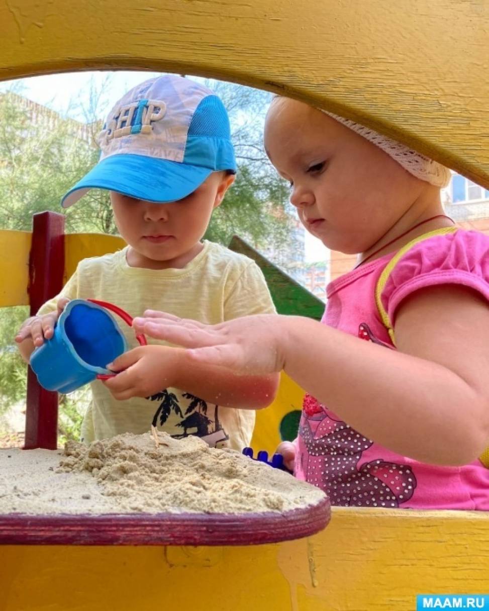 Польза игр с песком для детей