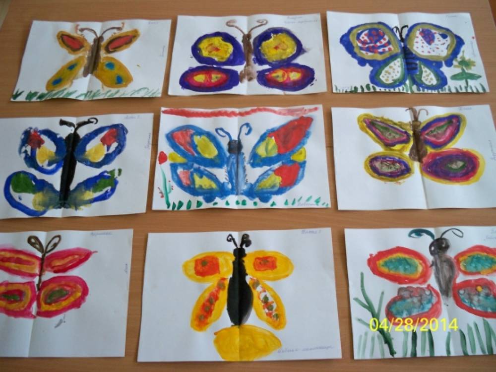 Занятие бабочки средняя группа. Рисование насекомые старшая группа. Рисование насекомые средняя группа. Рисование в старшей группе на тему насекомые. Рисование в ср гр насекомые.