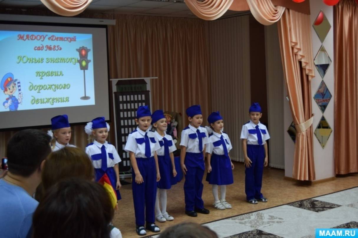 Раскраска ребенок в автокресле в машине. Смотреть фото Раскраска ребенок в автокресле в машине. Смотреть картинку Раскраска ребенок в автокресле в машине. Картинка про Раскраска ребенок в автокресле в машине. Фото Раскраска ребенок в автокресле в машине
