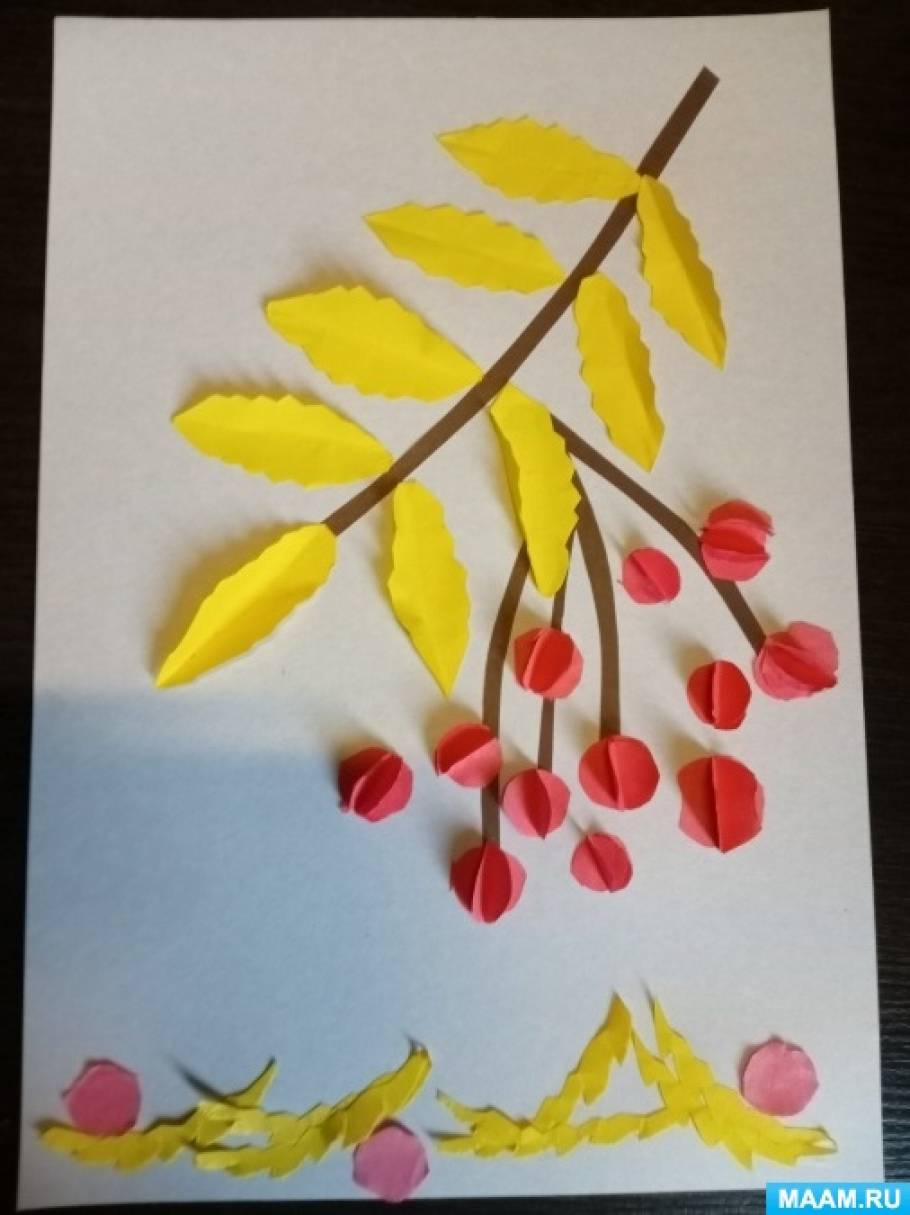 Детский мастер-класс изготовления панно из цветной бумаги «Ветка рябины»