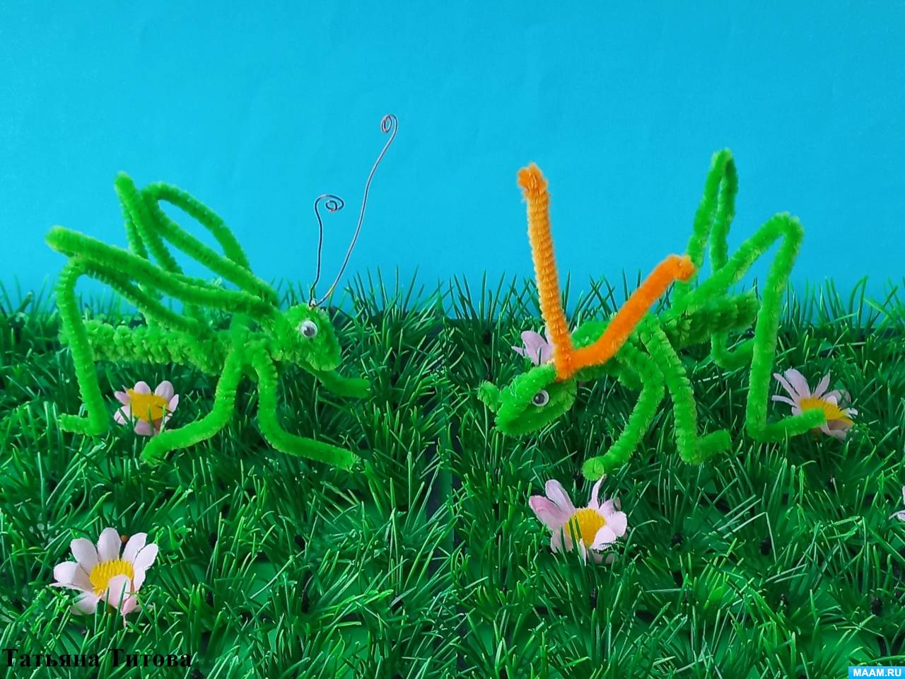 Кузнечик из пластилина