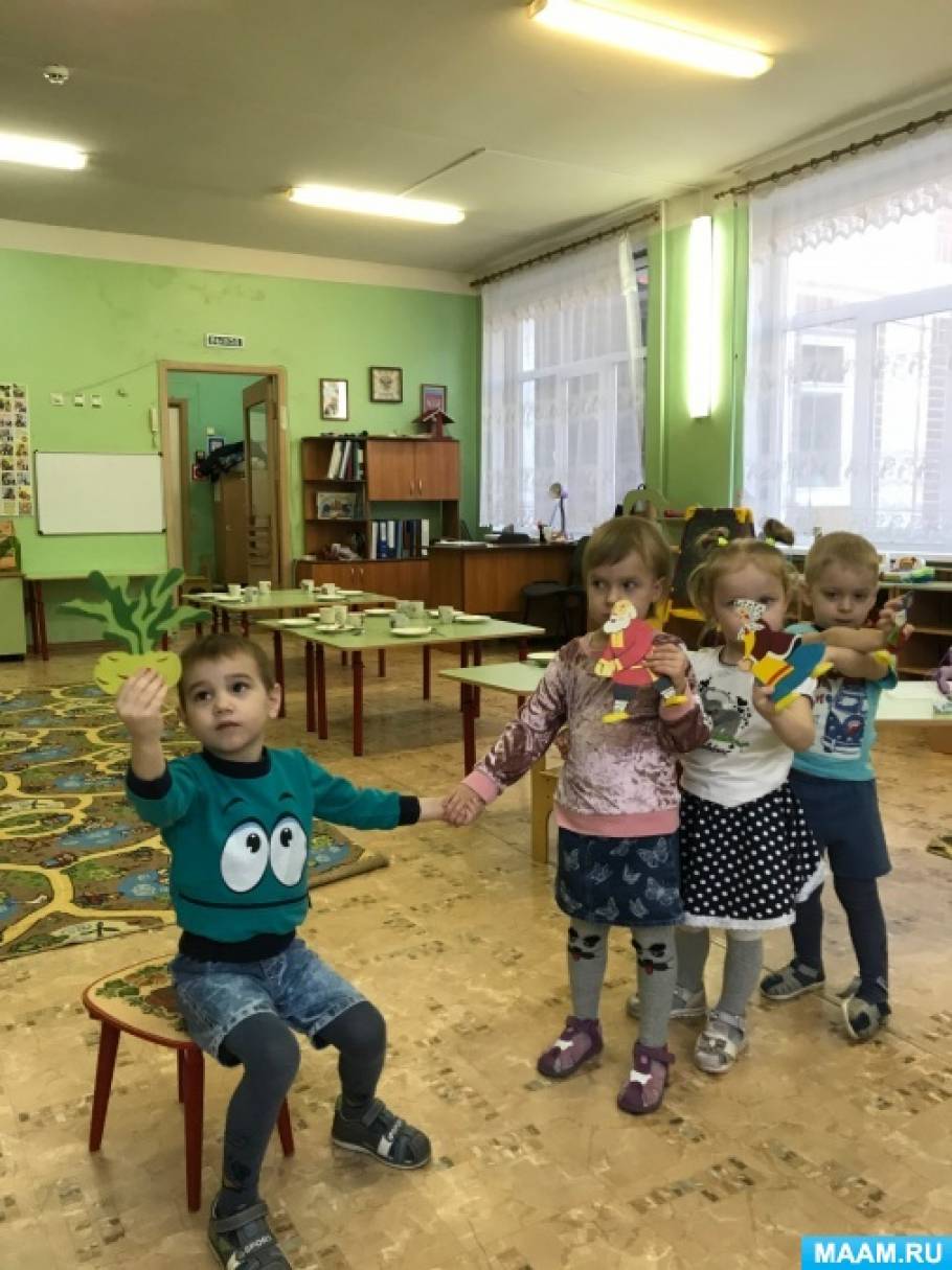 развлечение в 1 младшей группе к 8 марта