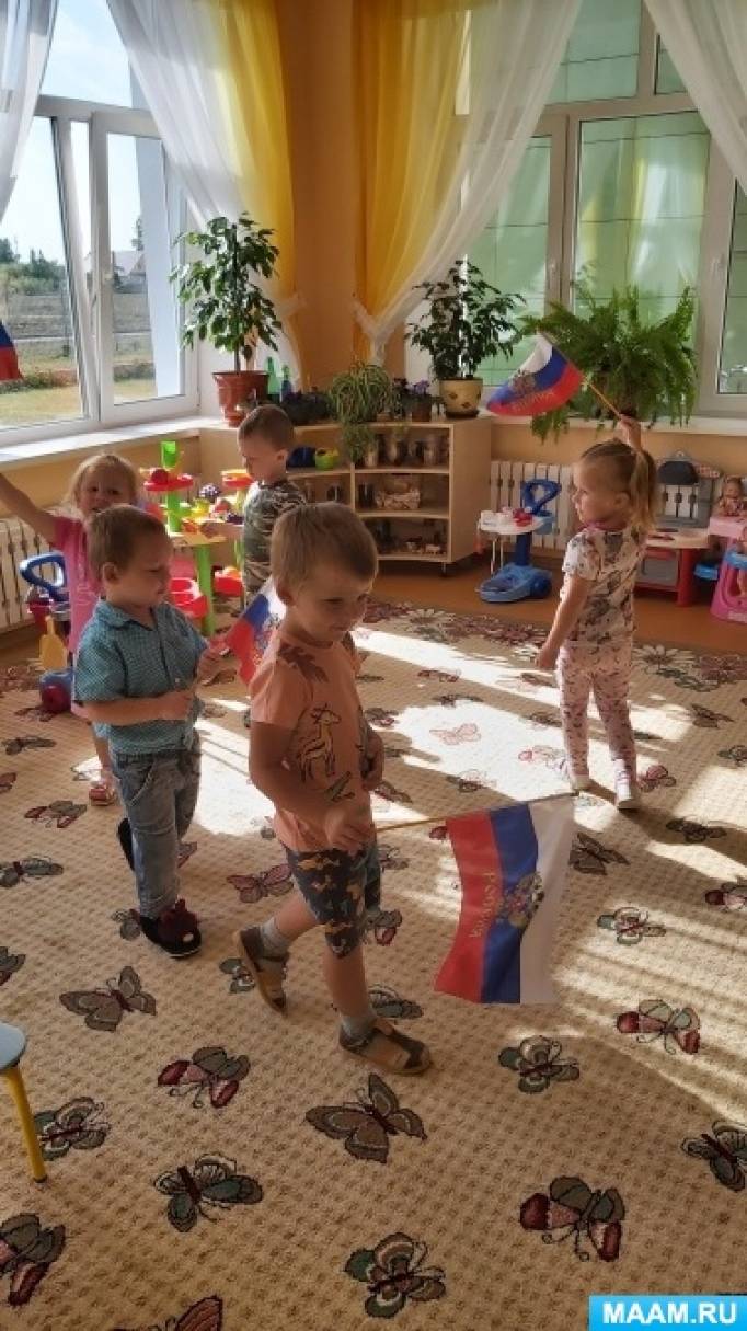 Проект «Флаг России». Вторая младшая группа