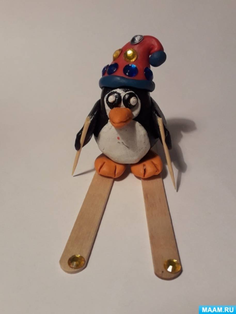 Мастер-класс по декоративной лепке «Пингвин на лыжах» из воскового пластилина для детей любого дошкольного возраста