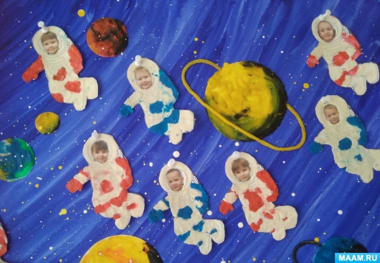 Космос занятие в младшей группе. Рисование в старшей группе на тему космос. Пластилинография на тему космос в старшей группе. Космос старшая группа. Космос для старшей группы детского сада.