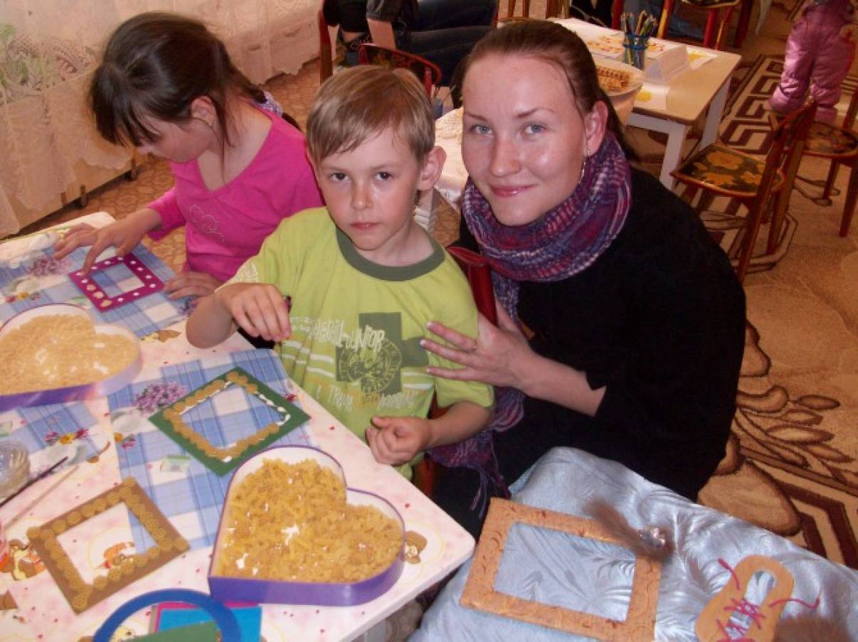 Стилизованная вечеринка. Праздник мастера сценарий. Праздник в стиле алиса в стране чудес. Тематика выпускного в детском саду в стиле. Декорации на масленицу.