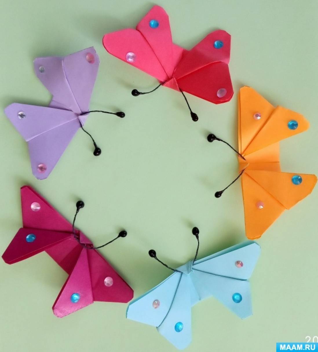 Детский мастер-класс «Бабочка» в технике оригами с элементами аппликации