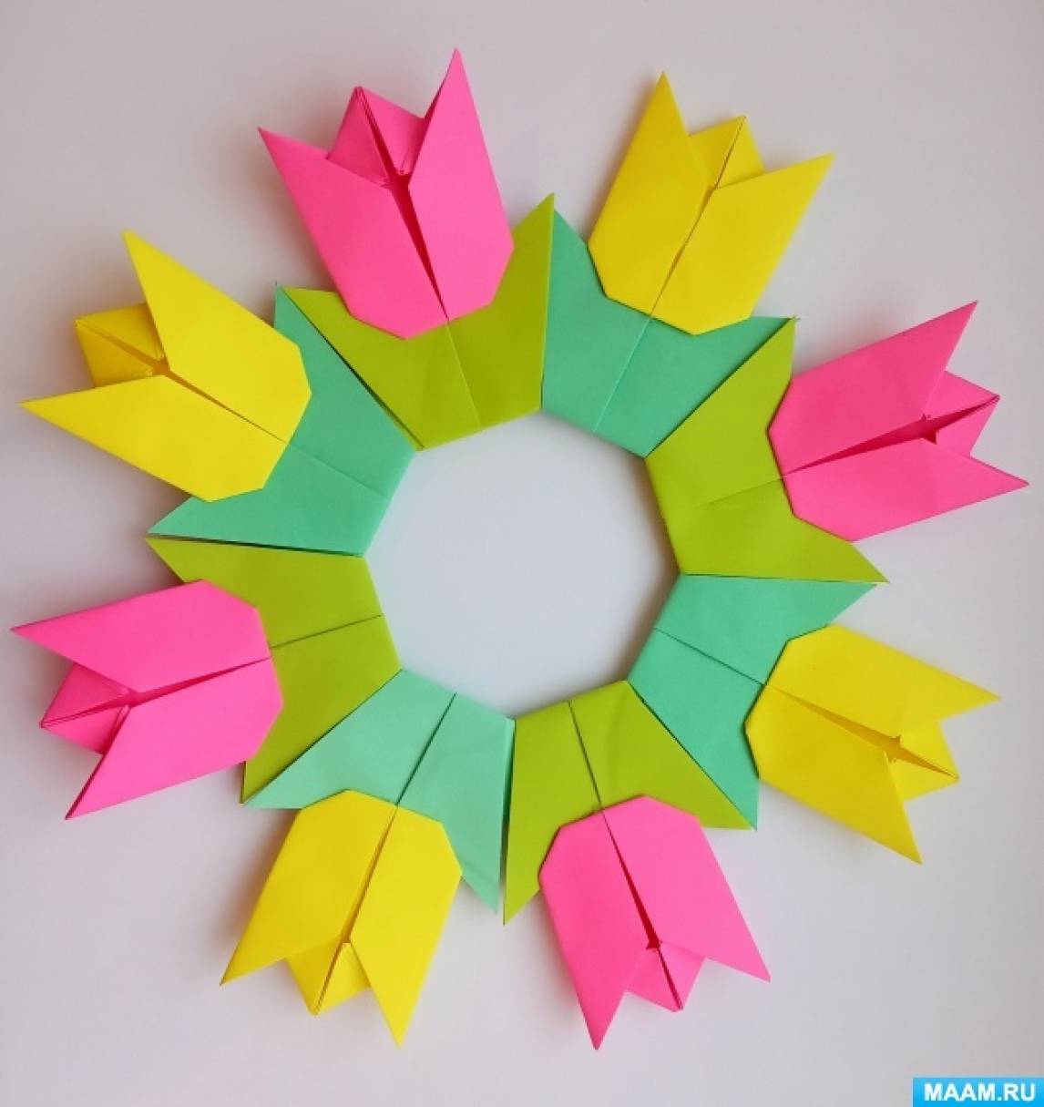Мастер-класс по оригами «Весенний венок»