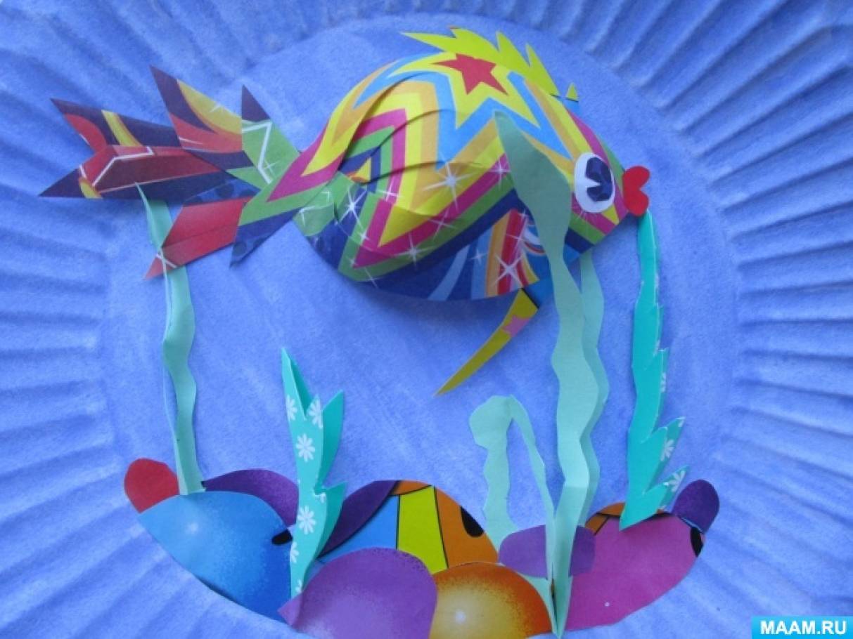 Мастер-класс по созданию объёмной аппликации на бумажной тарелке «Рыбка в море» с детьми старшего дошкольного возраста