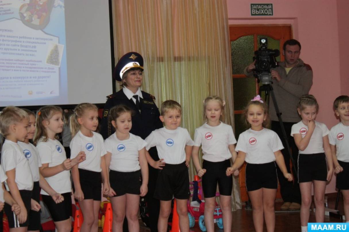 Пристегни ребенка в машине стихи. Смотреть фото Пристегни ребенка в машине стихи. Смотреть картинку Пристегни ребенка в машине стихи. Картинка про Пристегни ребенка в машине стихи. Фото Пристегни ребенка в машине стихи