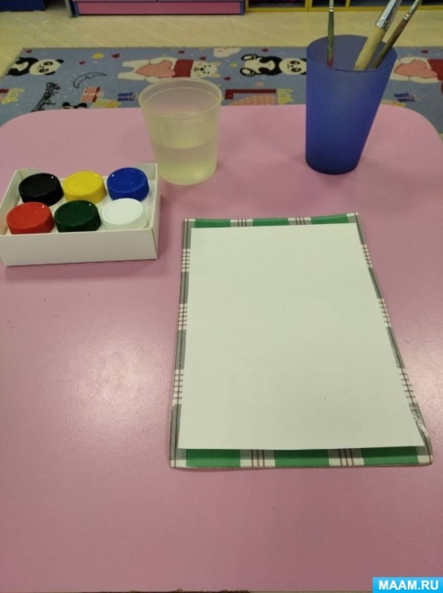 «Кошка — сидит на окошке» Фото «Кошка — сидит на окошке»