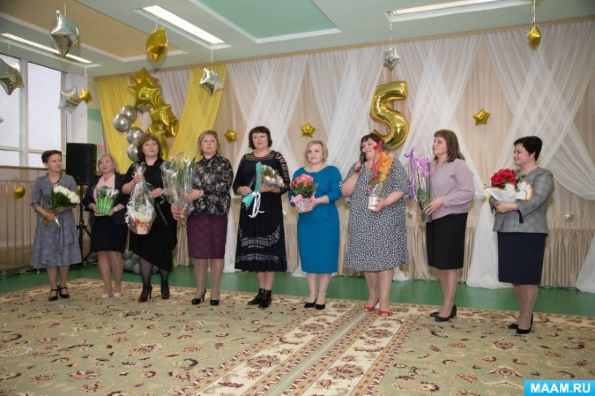 Смотреть фотографию №11 Фото №11 Выход расположен справа от Вас