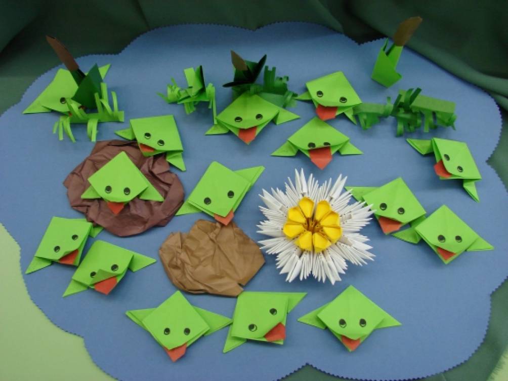 Сад из бумаги. Конструирование из бумаги в детском саду. Оригами для детсада. Оригами для детей средней группы. Оригами в ДОУ.
